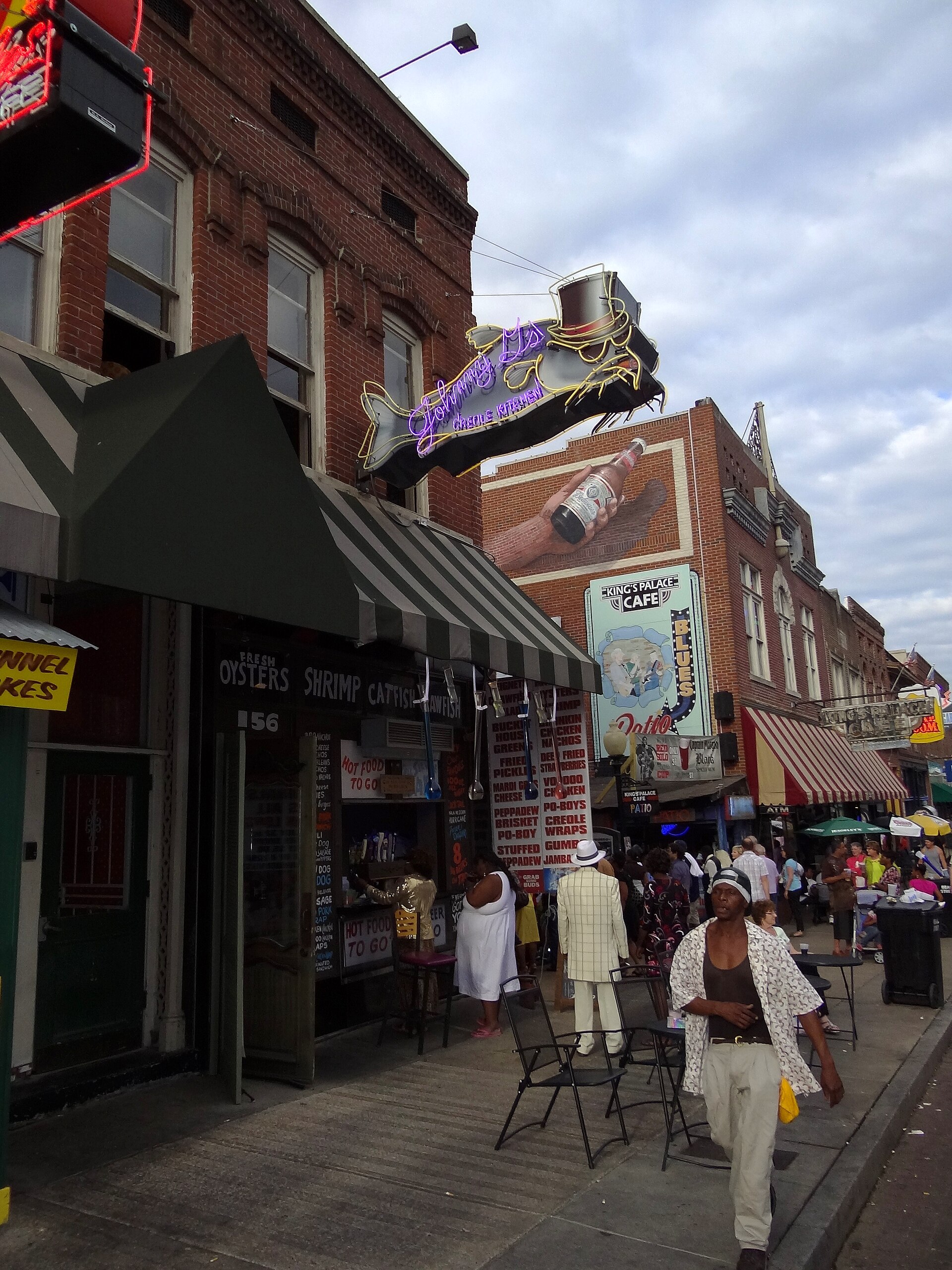 Memphis street scene