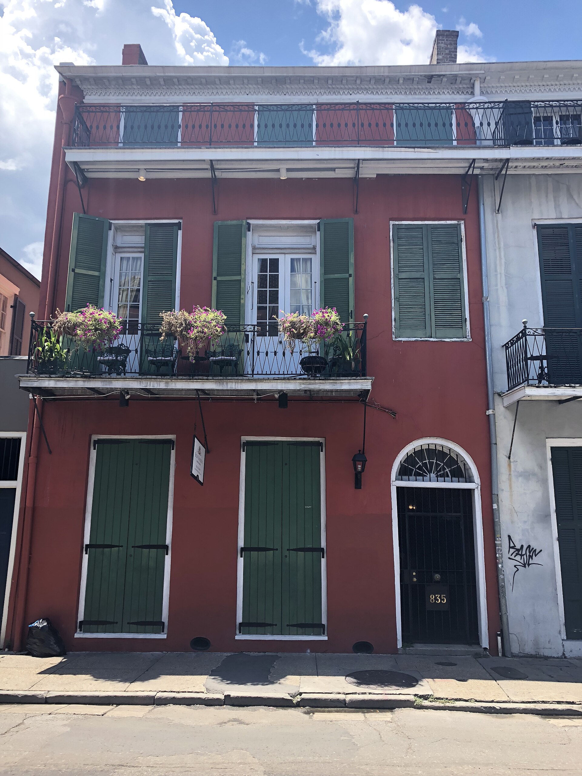 New Orleans guesthouse balcony