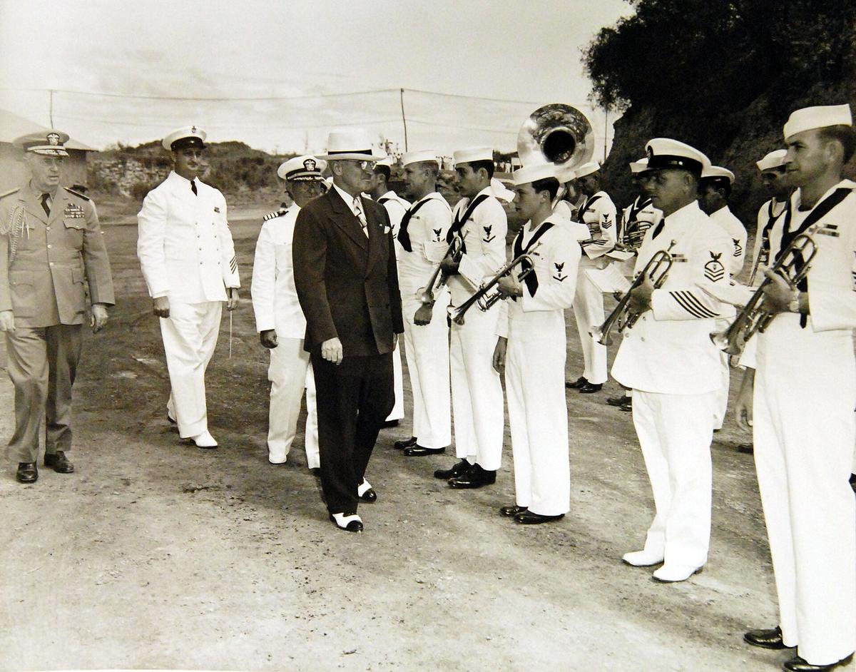 Cuban band trumpet street